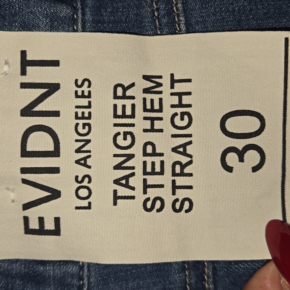 EVIDNT Tangier Step Hem Straight Cropped Jeans Medium Wash Size 30 NWT - Picture 13 of 16